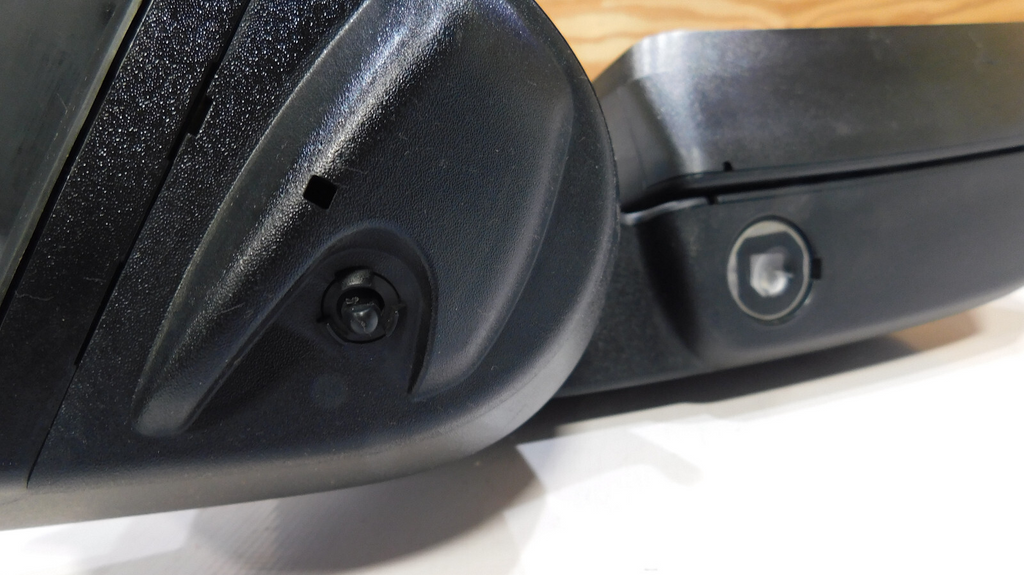 20 21 23 24 CHEVROLET SILVERADO/GMC SIERRA 2500/3500 RH VIEW MIRROR ASSEMBLY1