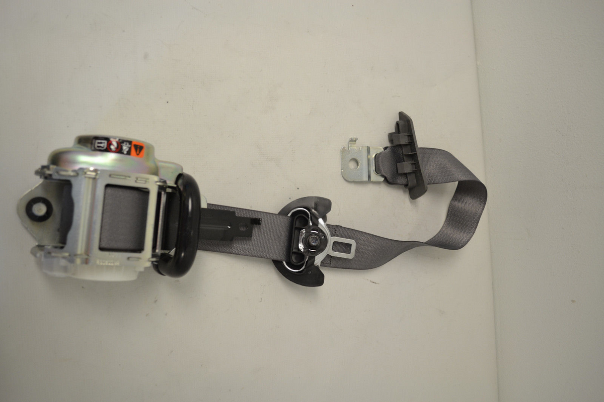 2015 GMC SIERRA HD /EXT CAB /CREW CAB 2500/3500 LH SEAT BELT - GRAY OEM0