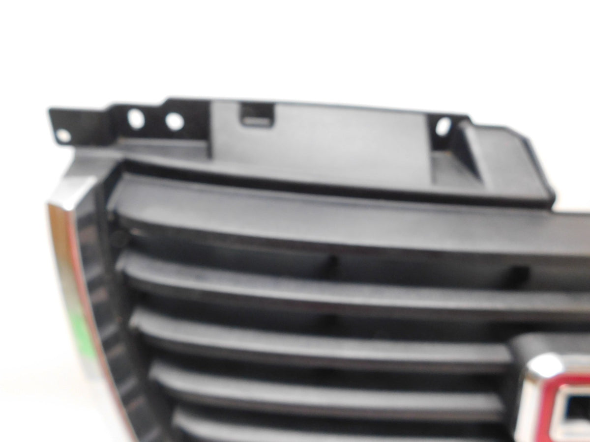 2002 GMC ENVOY FRONT GRILLE3