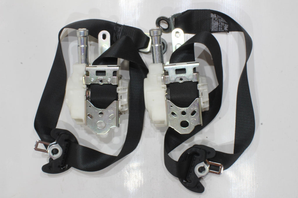 2018 2019 2020 2021 22 23 24 CAMRY FRONT DRIVER SEAT BELTS - BLACK OEM0