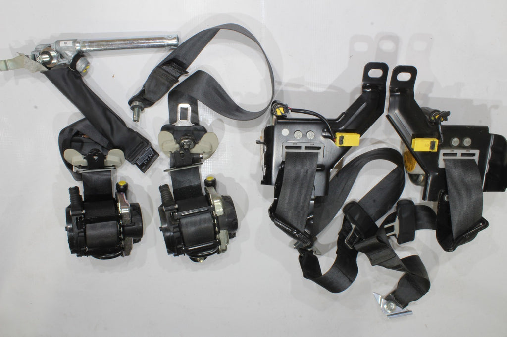 20 2021 2022 2023 2024 SUBARU LEGACY FRONT AND REAR SEATBELT SET - BLACK OEM0
