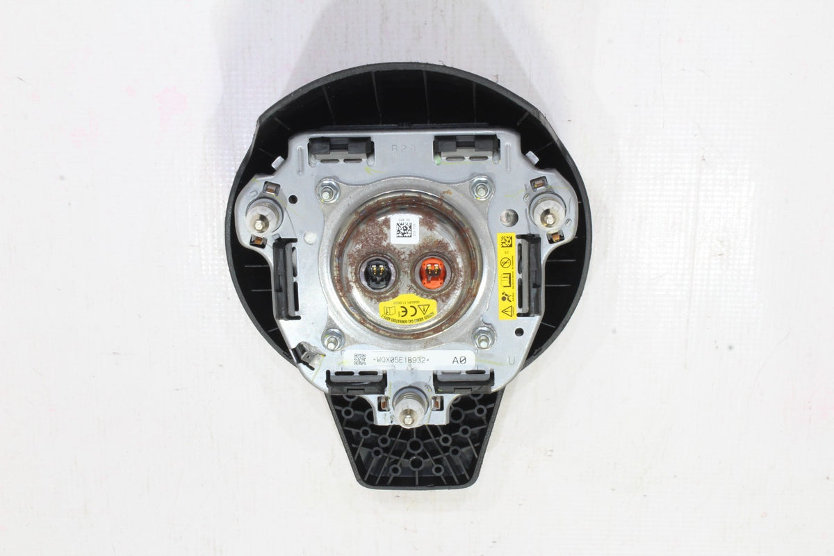 20 21 22 2023 2024 SUBARU OUTBACK WAGON DRIVER KNEE & WHEEL AIRBAG  (SCRATCHES)7