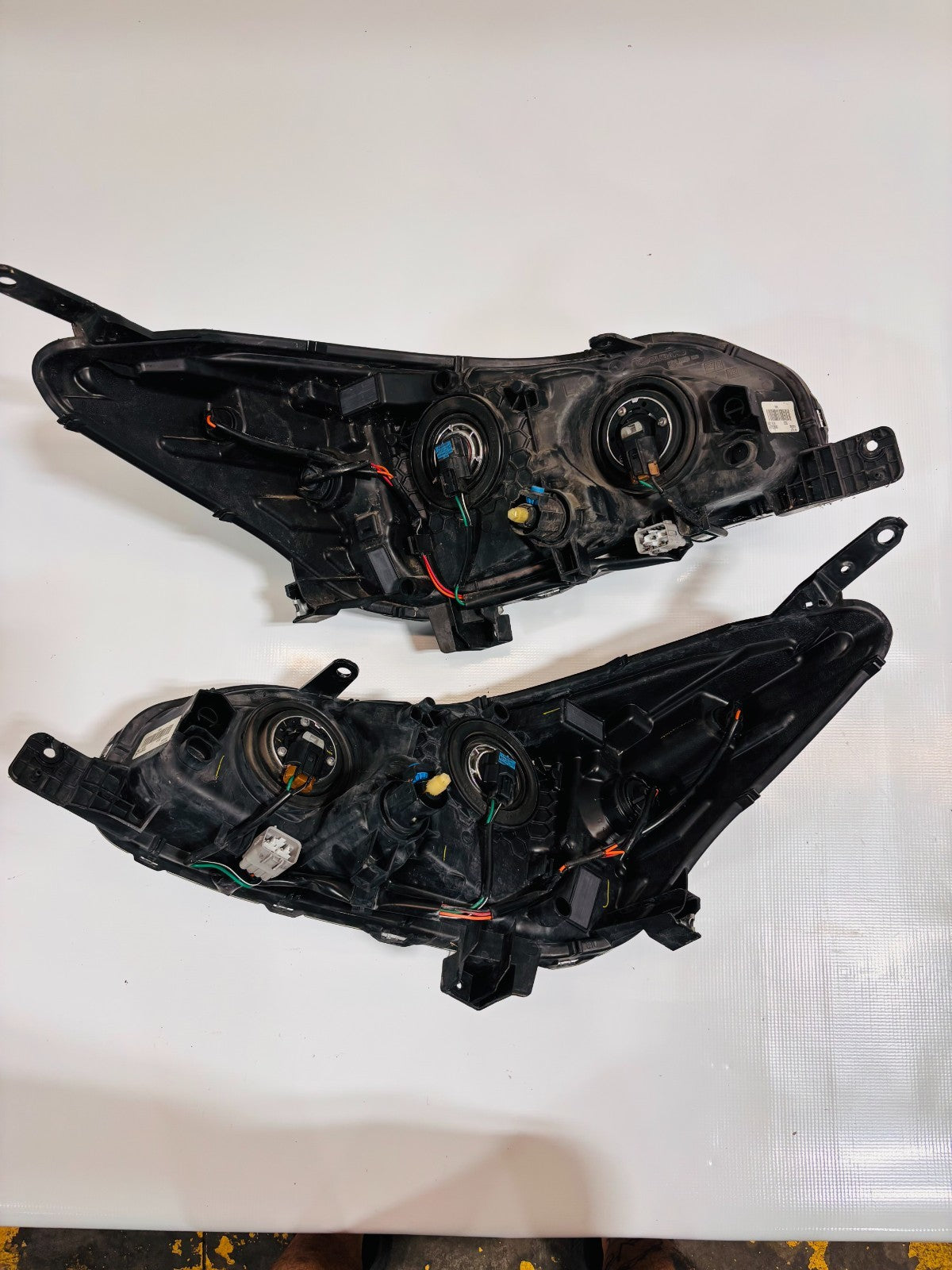 17 18 19 20 21 2022 2023 SUBARU IMPREZA HALOGEN LEFT AND RIGHT HEADLIGHT SET OEM1