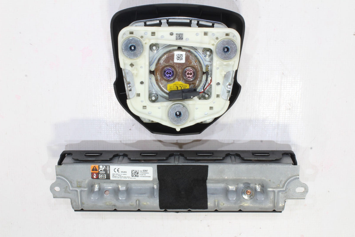 2020 2021 2022 2023 2024 CADILLAC XT6 DRIVER WHEEL AND KNEE AIRBAG OEM AIR BAG1