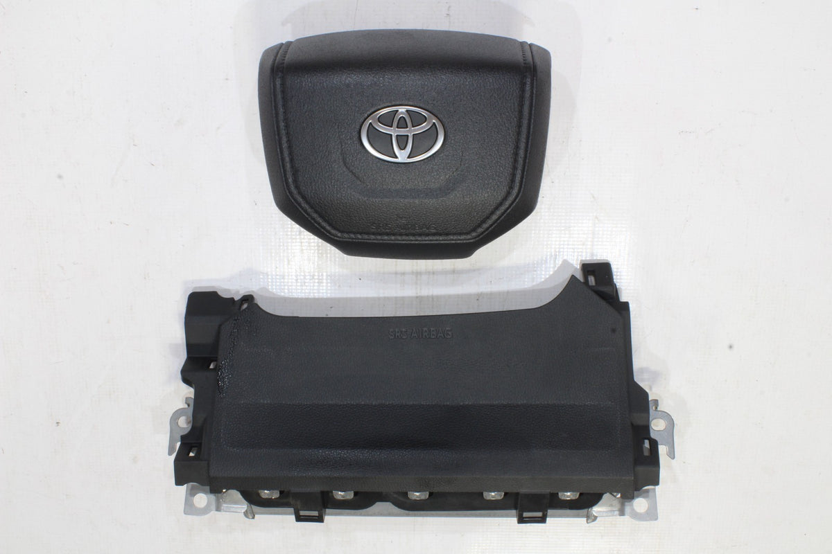 2024 TOYOTA TACOMA DRIVER LEFT (BLACK) WHEEL DRIVER KNEE AIRBAG SET OEM AIR BAG0