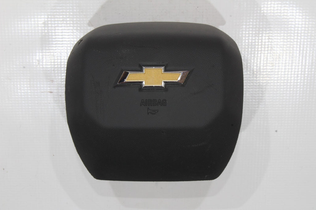 2023 2024 2025 CHEVY COLORADO DRIVER WHEEL AIRBAG ( GOLD EMBLEM )  AIR BAG OEM0