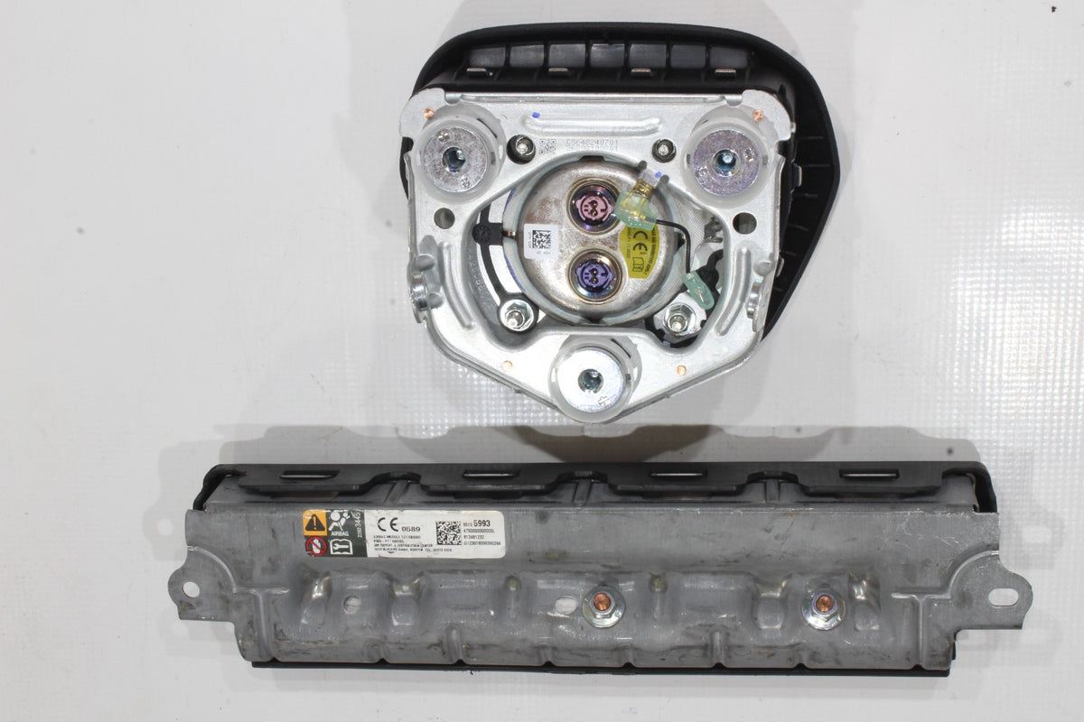 21 22 23 24 2025 TRAILBLAZER DRIVER WHEEL AND KNEE AIRBAG SET OEM1