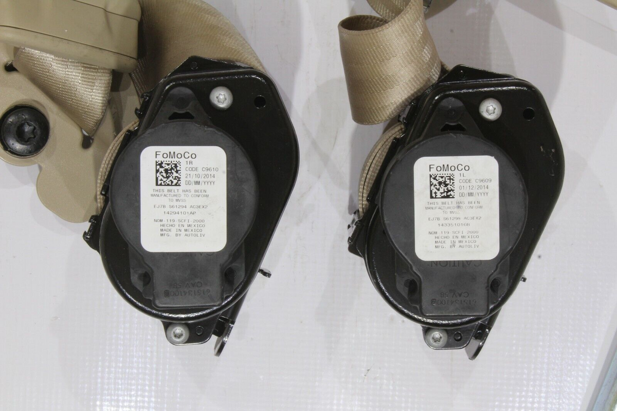 2015 LINCOLN MKC DRIVER & PASSENGER SEAT BELT PRETENSIONERS SET - TAN OEM2
