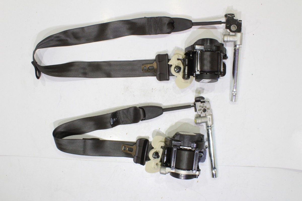 2015 2016 2017 LINCOLN MKC SEAT BELT PRETENSIONER LH & RH DARK BROWN SET OEM0