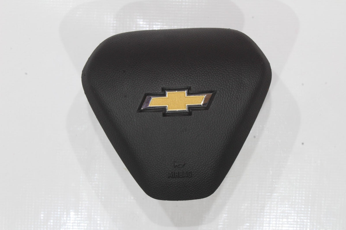 2019 CHEVROLET CRUZE DRIVER WHEEL AND KNEE AIRBAG OEM AIR BAG1